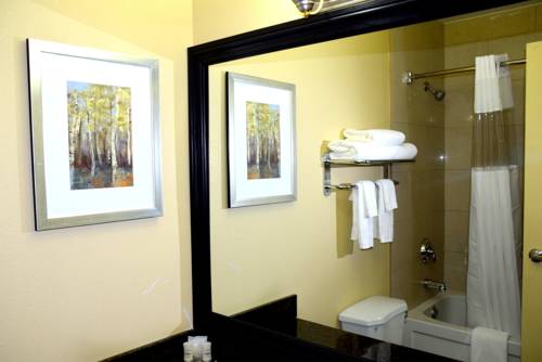 Imagen de la habitación del Hotel Quality Inn Bracebridge. Foto 7