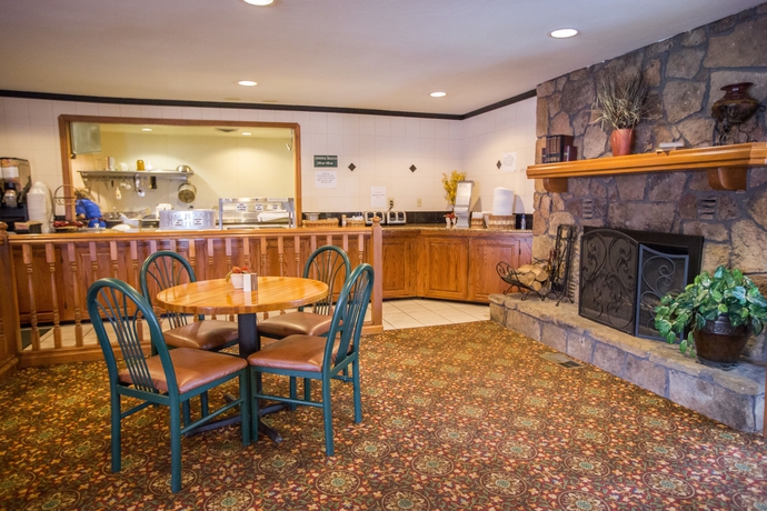 Imagen del bar/restaurante del Hotel Quality Inn Branson On The Strip. Foto 1