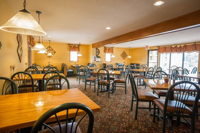 Imagen del bar/restaurante del Hotel Quality Inn Branson On The Strip. Foto 5