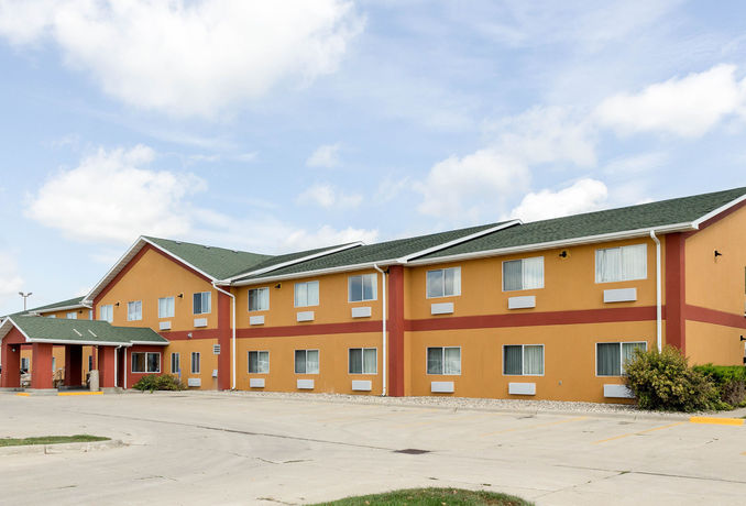 Imagen de los exteriores del Hotel Quality Inn, Brookings. Foto 10
