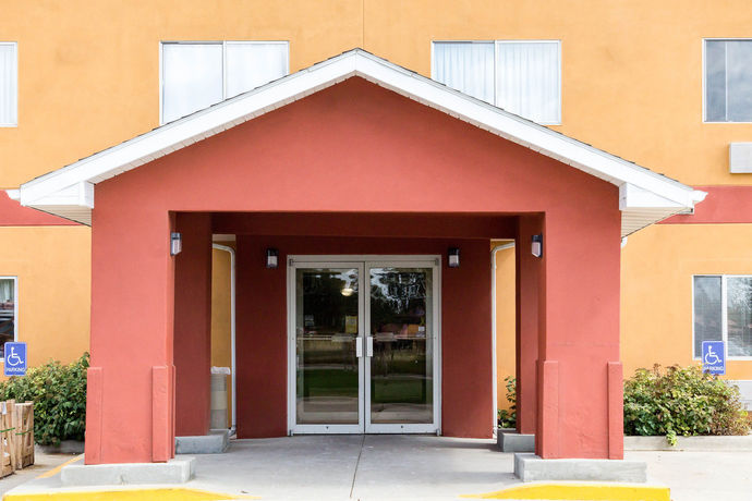 Imagen de los exteriores del Hotel Quality Inn, Brookings. Foto 11