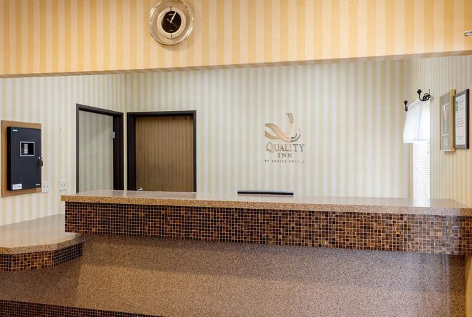 Imagen de los interiores del Hotel Quality Inn, Brookings. Foto 14