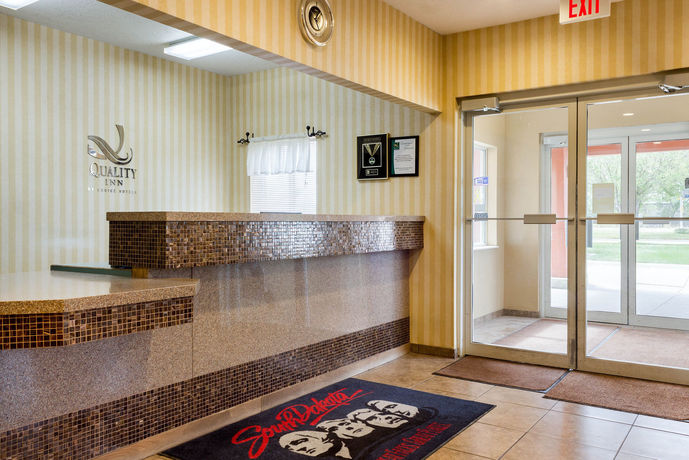 Imagen de los interiores del Hotel Quality Inn, Brookings. Foto 15