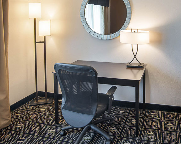 Imagen de la habitación del Hotel Quality Inn Brooklyn Center. Foto 5