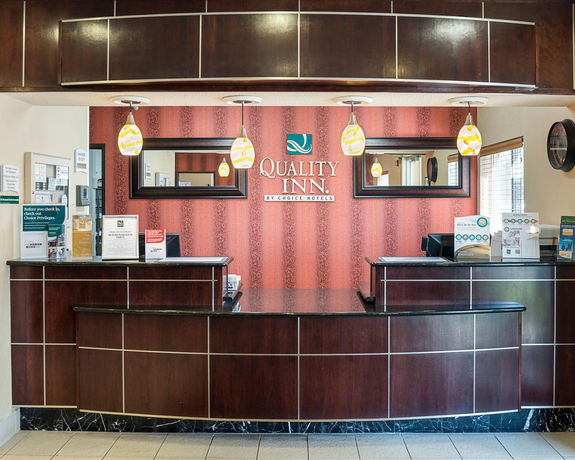 Imagen de los interiores del Hotel Quality Inn Brooklyn Center. Foto 13