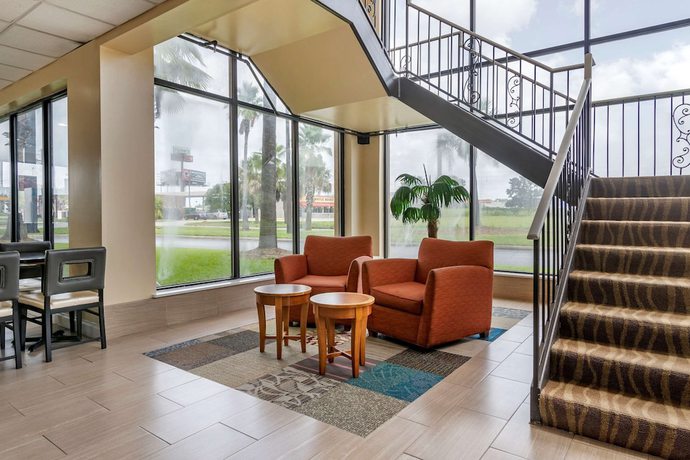 Imagen de los interiores del Hotel Quality Inn Brunswick. Foto 20
