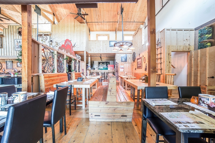 Imagen del bar/restaurante del Hotel Quality Inn Bryce Canyon. Foto 6