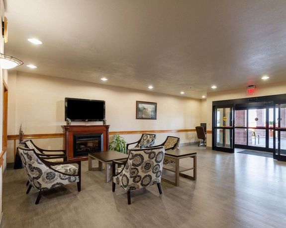 Imagen de los interiores del Hotel Quality Inn, Buffalo . Foto 15