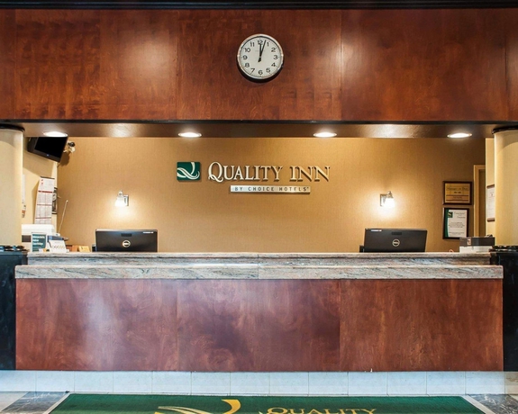 Imagen de los interiores del Hotel Quality Inn Buffalo Airport. Foto 15