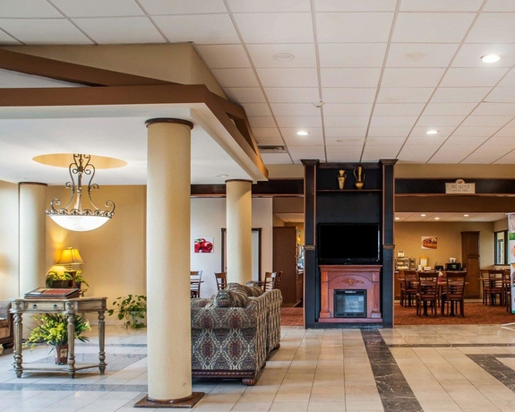 Imagen de los interiores del Hotel Quality Inn Buffalo Airport. Foto 16