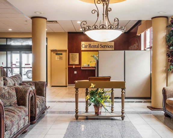 Imagen de los interiores del Hotel Quality Inn Buffalo Airport. Foto 18