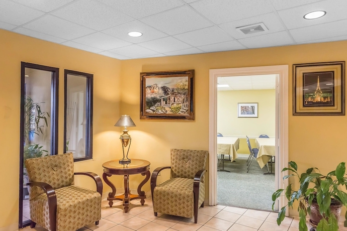 Imagen de los interiores del Hotel Quality Inn Calera I-65 Exit 231. Foto 18