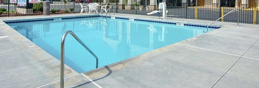 Imagen de la piscina del Hotel Quality Inn Calhoun North I-75. Foto 19