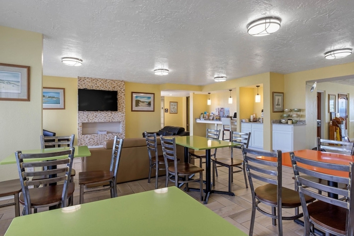 Imagen de los interiores del Hotel Quality Inn Carolina Oceanfront. Foto 19