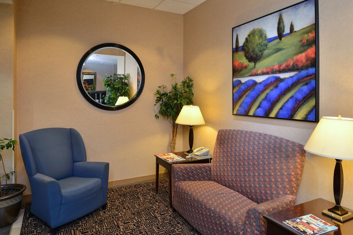 Imagen de los interiores del Hotel Quality Inn Central, Richmond. Foto 7