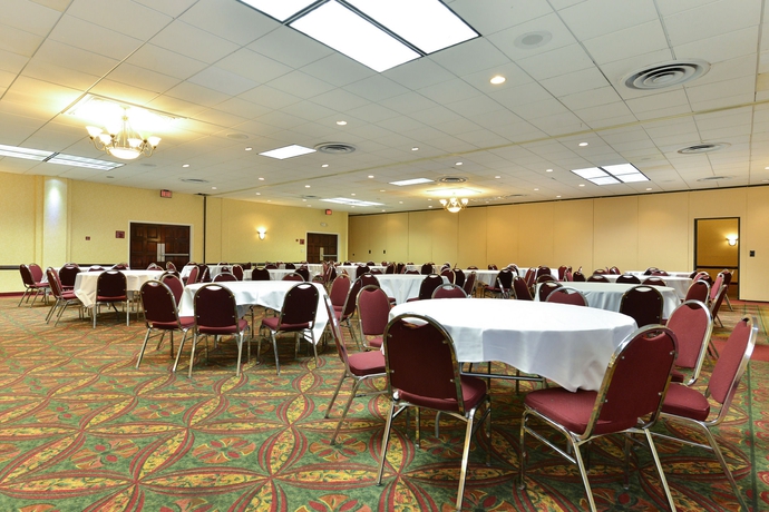 Imagen de los interiores del Hotel Quality Inn Central, Richmond. Foto 9