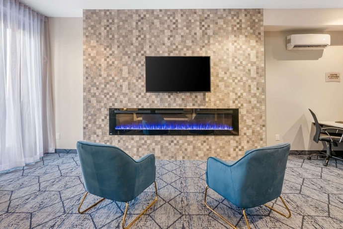 Imagen de los interiores del Hotel Quality Inn Centre-ville. Foto 13