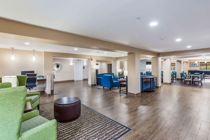 Imagen de los interiores del Hotel Quality Inn, Charleston. Foto 15