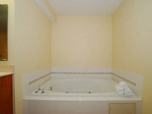 Imagen de la habitación del Hotel Quality Inn Cherokee. Foto 4