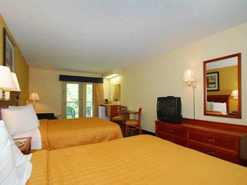 Imagen de la habitación del Hotel Quality Inn Cherokee. Foto 8