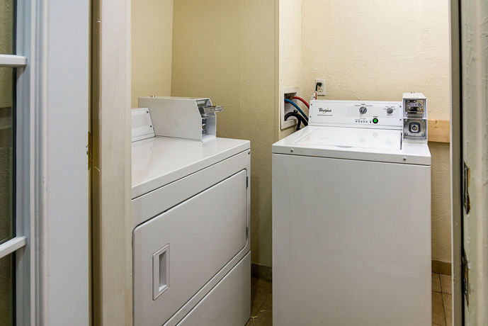 Imagen de los interiores del Hotel Quality Inn, Chesapeake. Foto 13