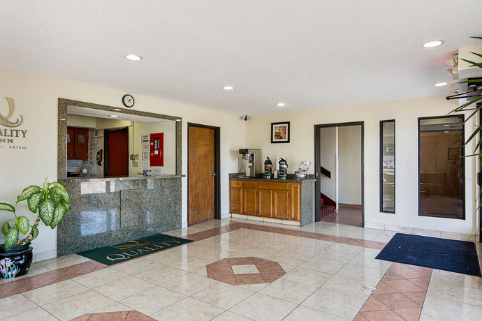 Imagen de los interiores del Hotel Quality Inn, Chesapeake. Foto 14