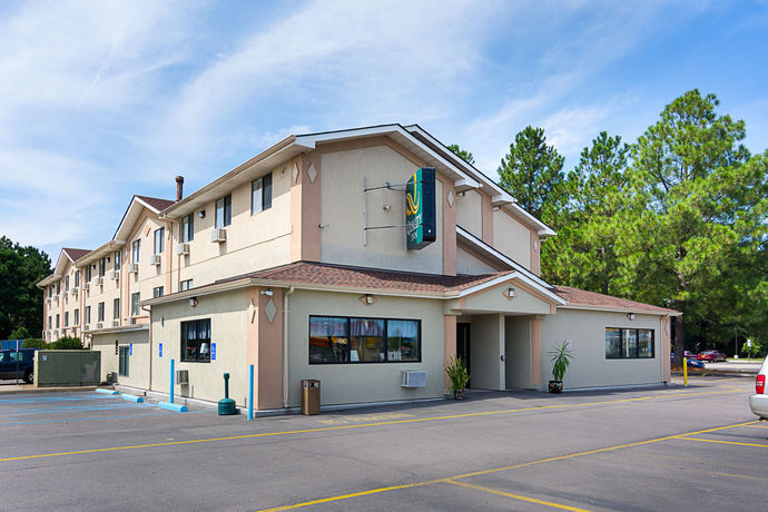 Imagen de los exteriores del Hotel Quality Inn, Chesapeake. Foto 11