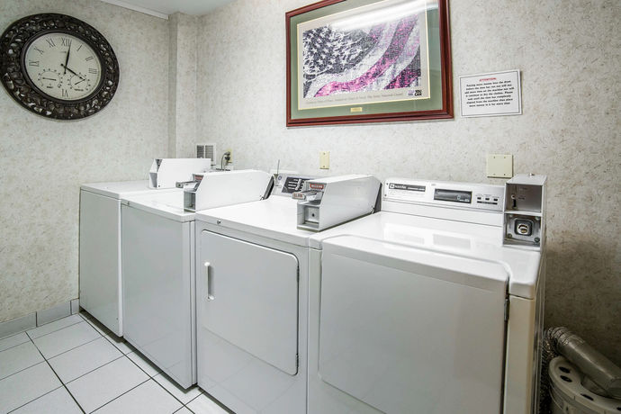 Imagen de los exteriores del Hotel Quality Inn Cheyenne I-25 South. Foto 12