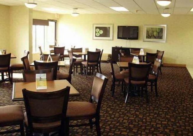 Imagen del bar/restaurante del Hotel Quality Inn, Clarksdale. Foto 3