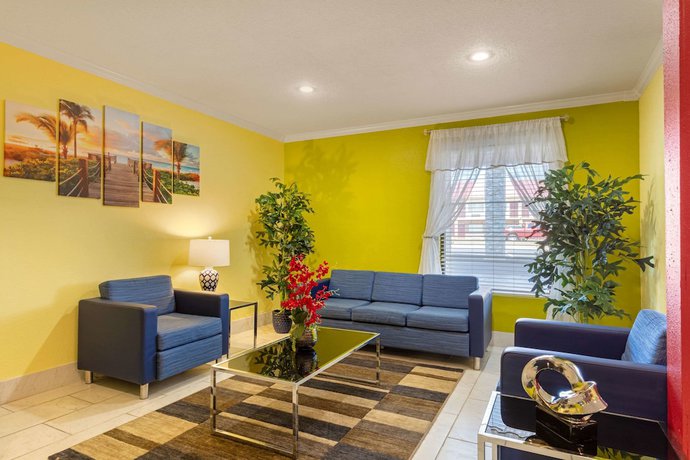 Imagen de los interiores del Hotel Quality Inn Cleveland North. Foto 18