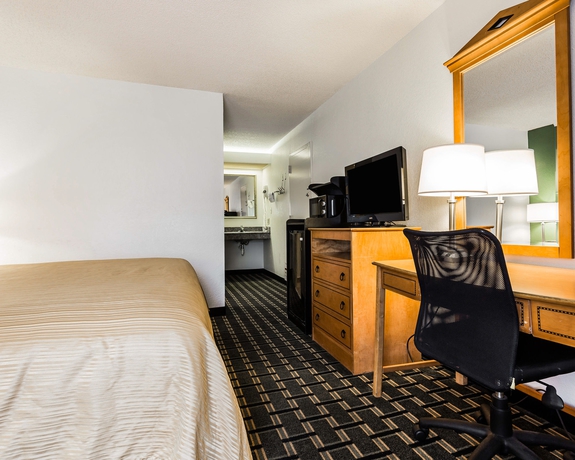 Imagen de la habitación del Hotel Quality Inn Coliseum. Foto 6