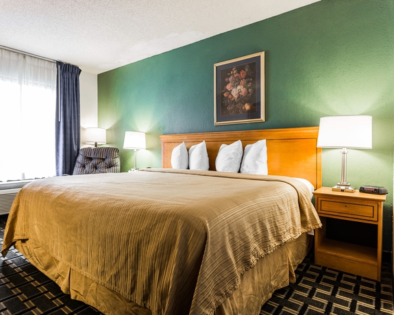 Imagen de la habitación del Hotel Quality Inn Coliseum. Foto 11