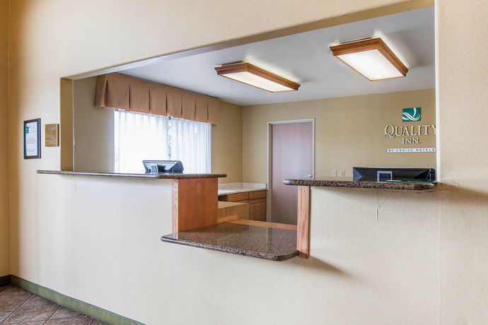 Imagen de los interiores del Hotel Quality Inn Colorado Springs Airport. Foto 14