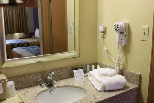 Imagen de la habitación del Hotel Quality Inn Columbus-east. Foto 7