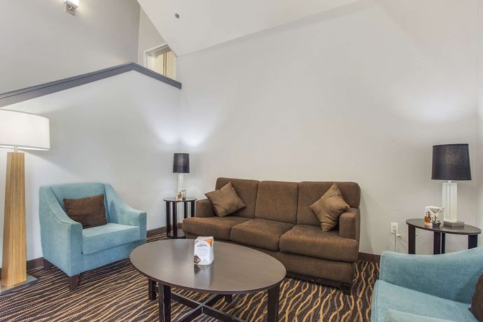 Imagen de los interiores del Hotel Quality Inn, Conway. Foto 15