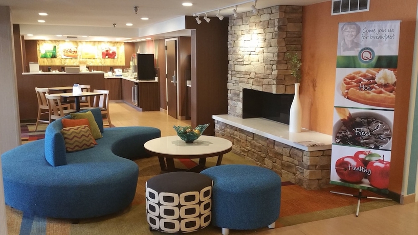Imagen de los interiores del Hotel Quality Inn Cranberry Township. Foto 18