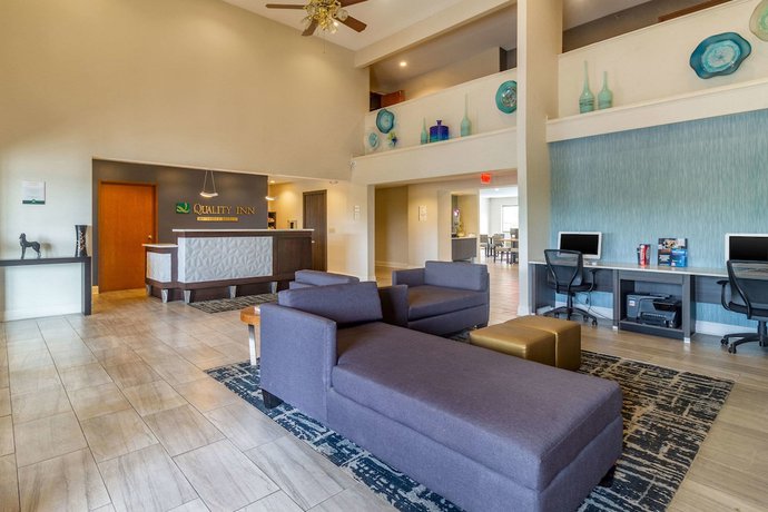 Imagen de los interiores del Hotel Quality Inn, Danville. Foto 14