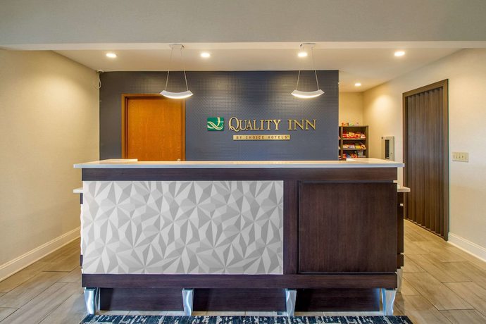 Imagen de los interiores del Hotel Quality Inn, Danville. Foto 17