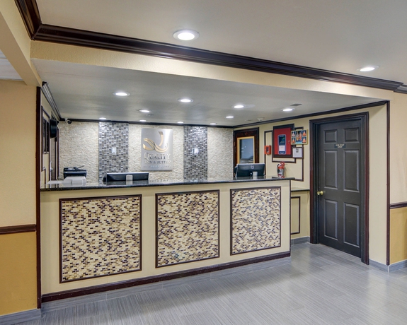 Imagen de los interiores del Hotel Quality Inn Dfw Airport North. Foto 12