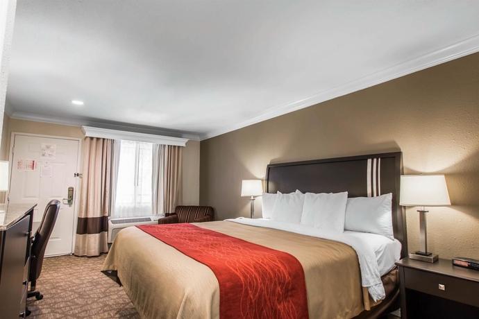 Imagen de la habitación del Hotel Quality Inn Downey. Foto 7