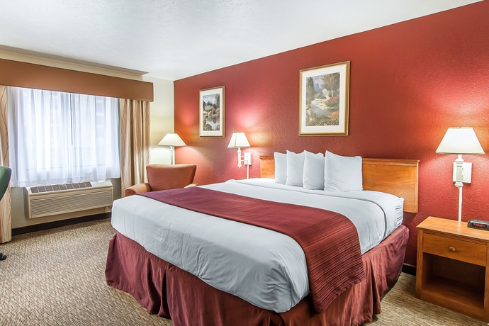 Imagen de la habitación del Hotel Quality Inn Downtown Convention Center. Foto 7