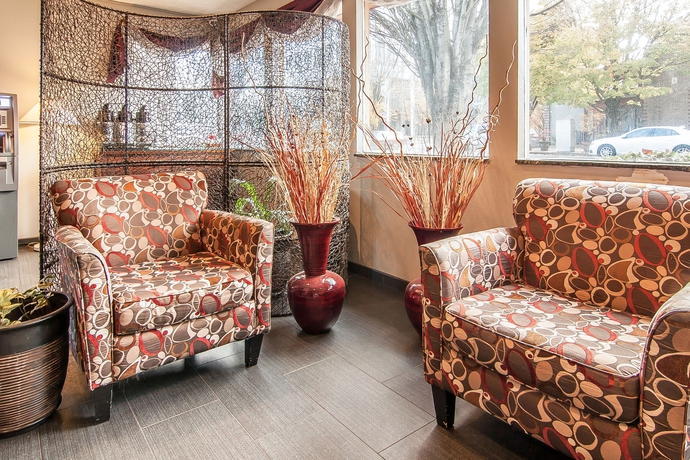 Imagen de los interiores del Hotel Quality Inn Downtown Convention Center. Foto 15