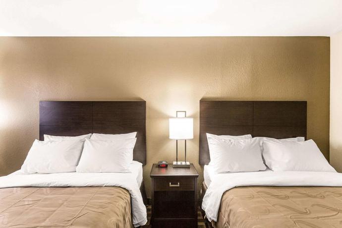 Imagen de la habitación del Hotel Quality Inn Downtown. Foto 9
