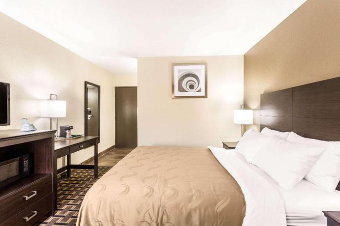Imagen de la habitación del Hotel Quality Inn Downtown. Foto 16