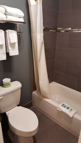 Imagen de la habitación del Hotel Quality Inn Downtown Helen. Foto 4