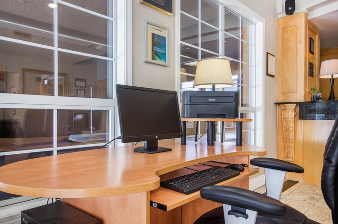 Imagen de los interiores del Hotel Quality Inn Downtown Inner Harbour. Foto 10