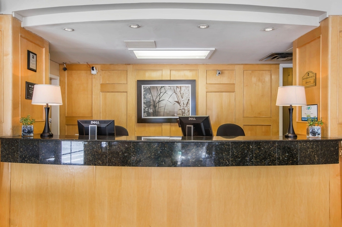 Imagen de los interiores del Hotel Quality Inn Downtown Inner Harbour. Foto 15