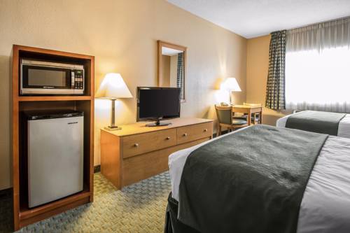 Imagen de la habitación del Hotel Quality Inn Dubuque On Hwy 20. Foto 6