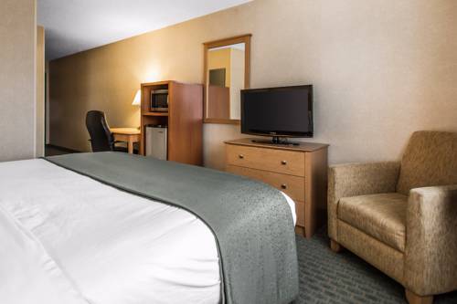 Imagen de la habitación del Hotel Quality Inn Dubuque On Hwy 20. Foto 12