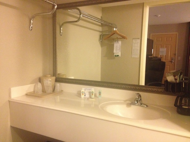 Imagen de la habitación del Hotel Quality Inn Duncan Hwy 81. Foto 9